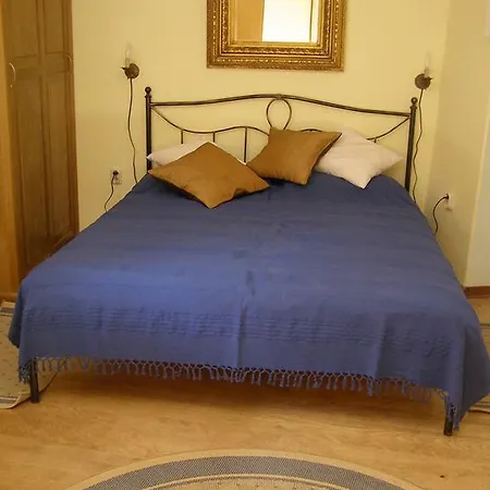 Kamene Price Rooms, Music And Food * Бале