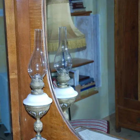 Apartment Kamene Price Rooms, Music And Food Bale
