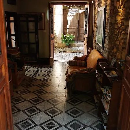 Kamene Price Rooms, Music And Food Apartmán *