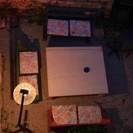 Apartmán Kamene Price Rooms, Music And Food