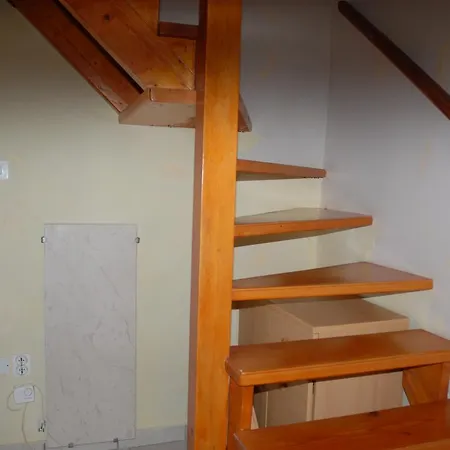 Kamene Price Rooms, Music And Food * Bale